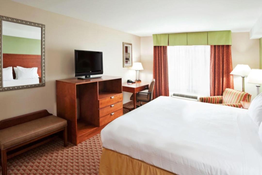 Photo of Bedroom in Niagara Falls