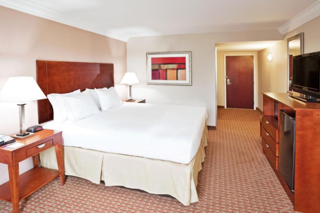 Photo of Bedroom in Niagara Falls