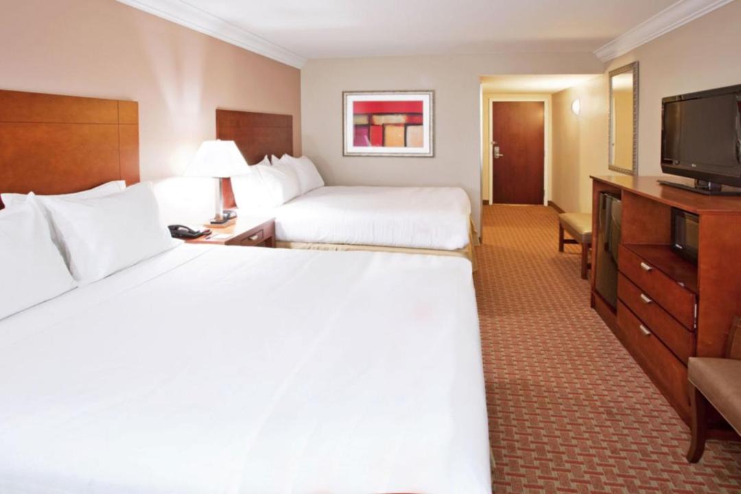 Photo of Bedroom in Niagara Falls