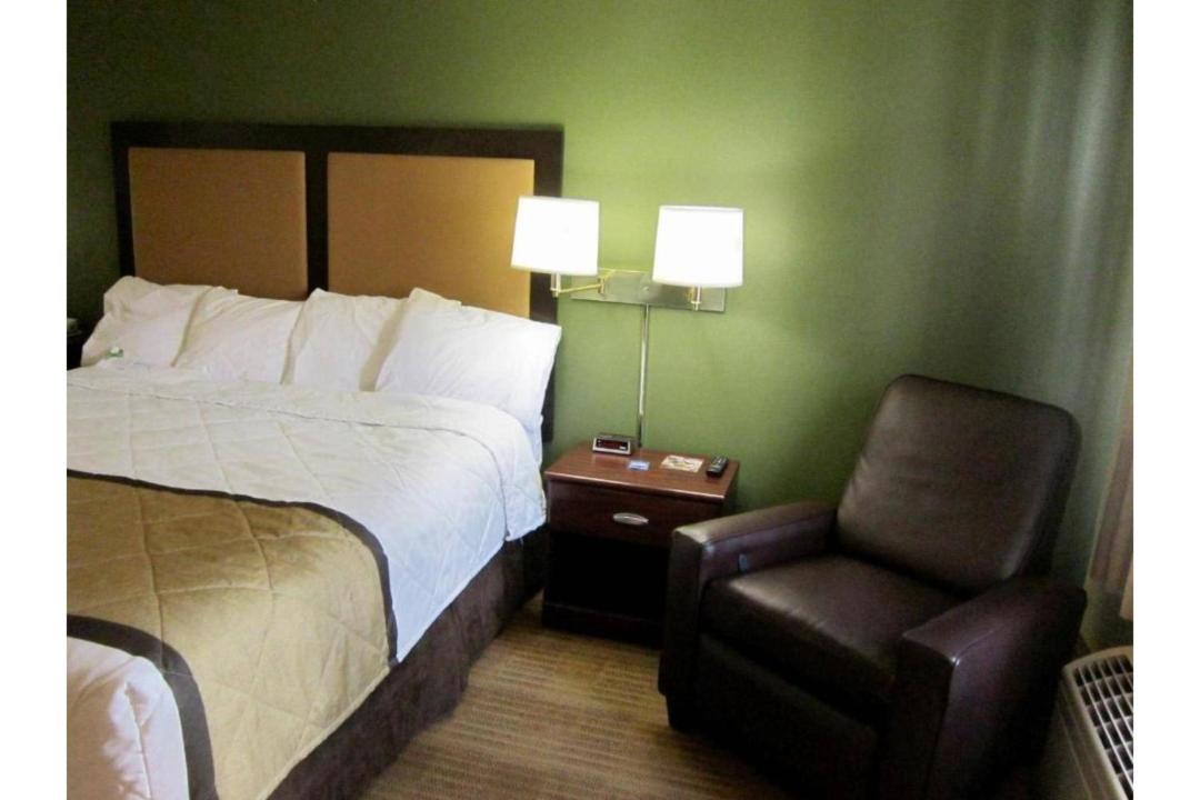 Photo of Bedroom in Findlay