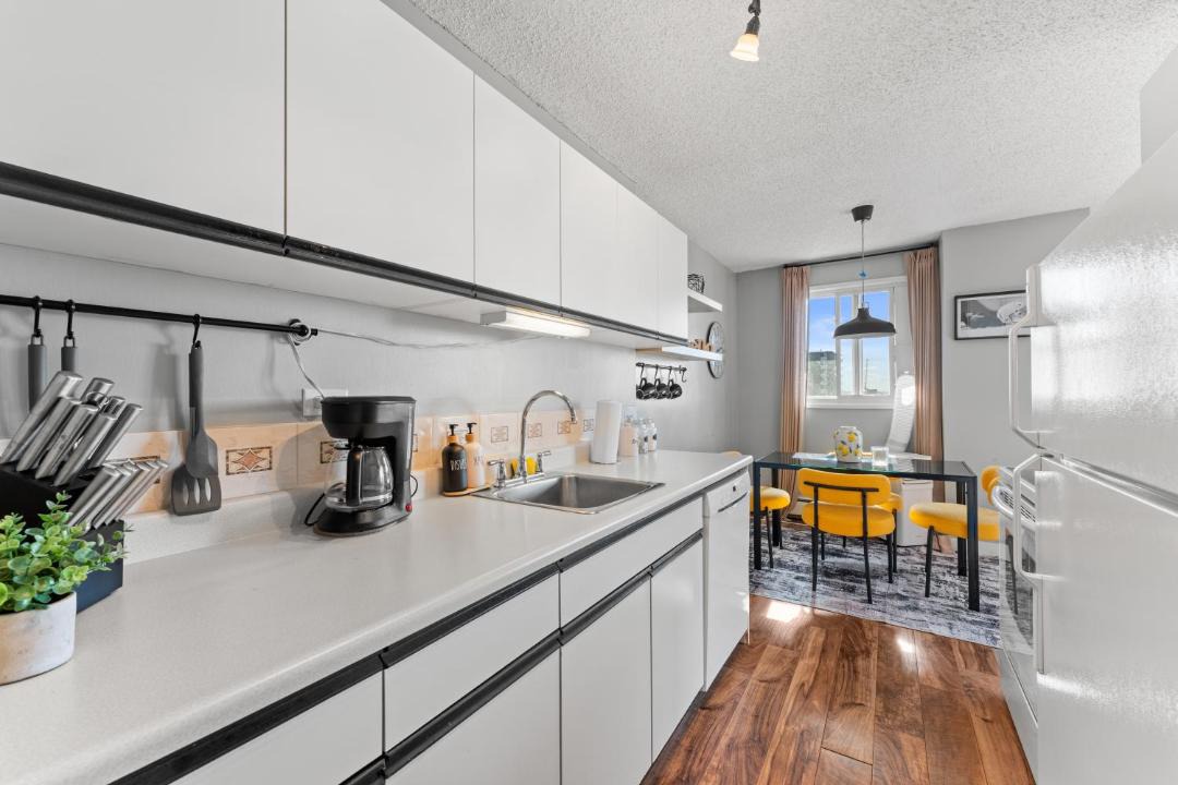 Photo of Kitchen in North Central Edmonton