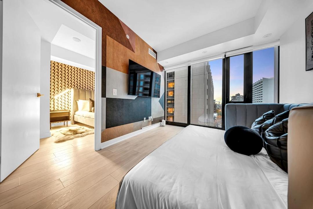 Photo of Bedroom in Bloor-Yorkville