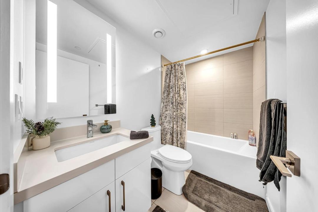 Photo of Bathroom in Bloor-Yorkville