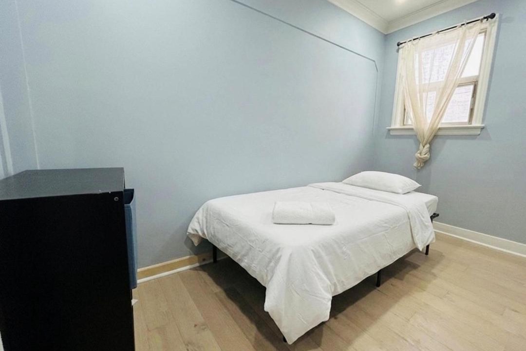 Photo of Bedroom in Oakwood Village
