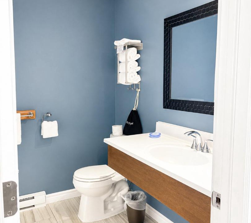 Photo of Bathroom in Tobermory