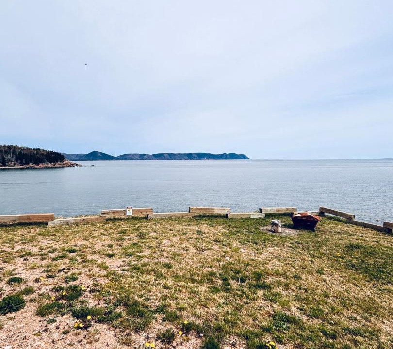 Photo of Others in White Point