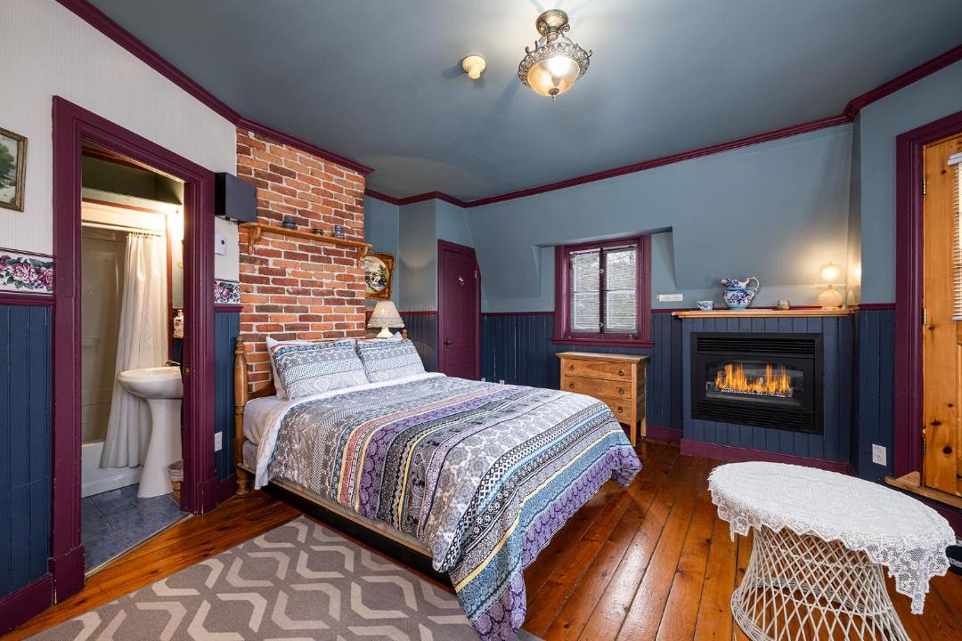 Photo of Bedroom in Pointe-au-Pic