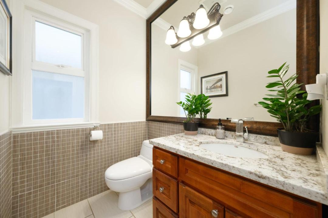 Photo of Bathroom in Marpole