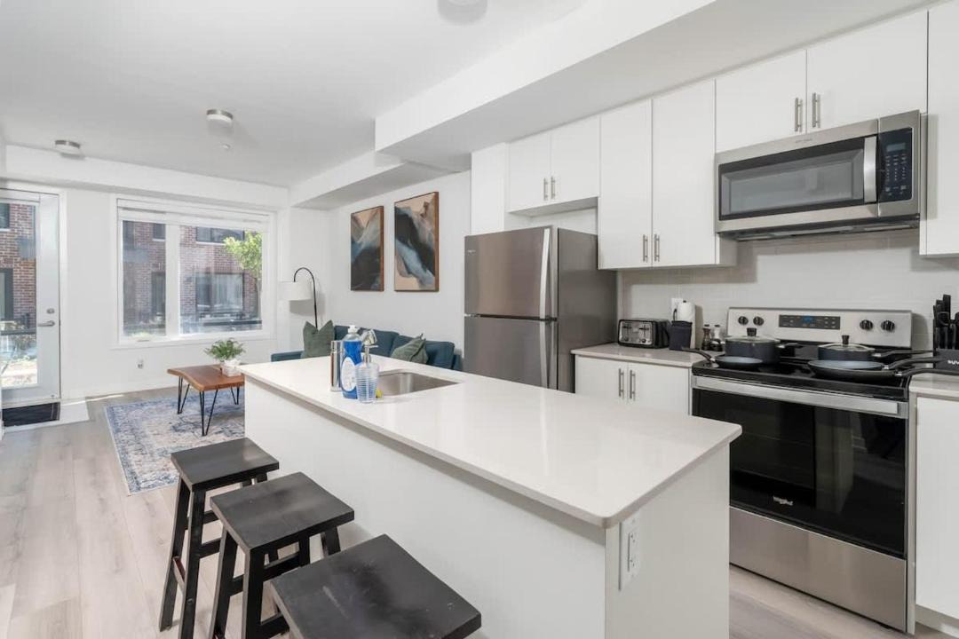 Photo of Kitchen in Erin Mills