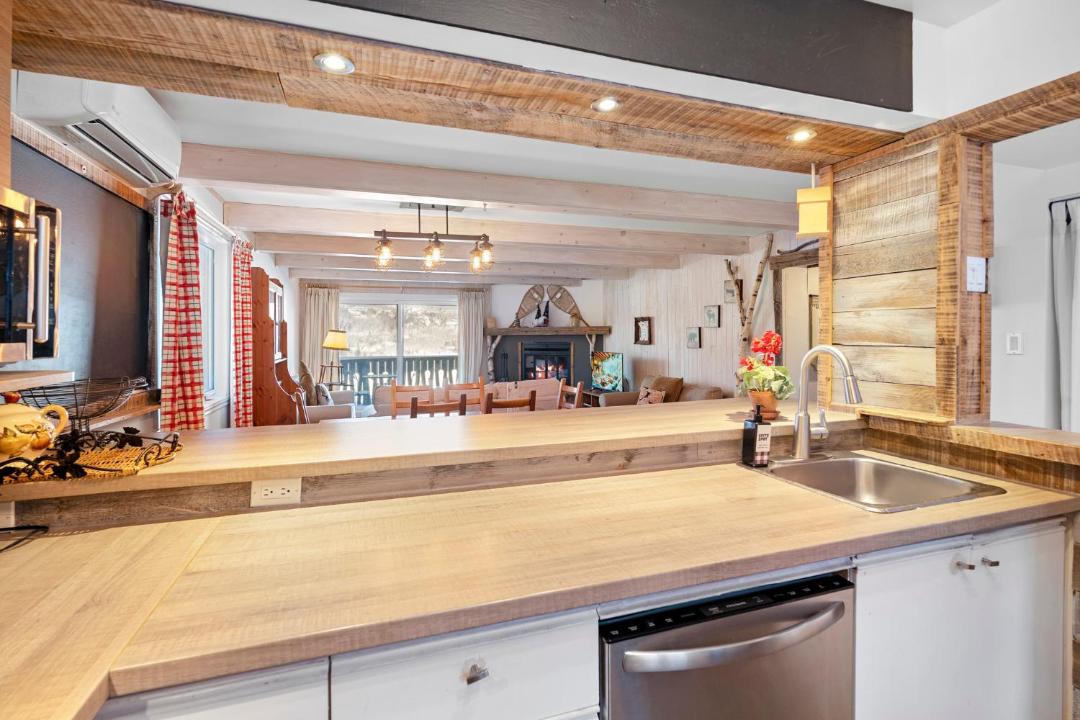 Photo of Kitchen in Mont-Tremblant