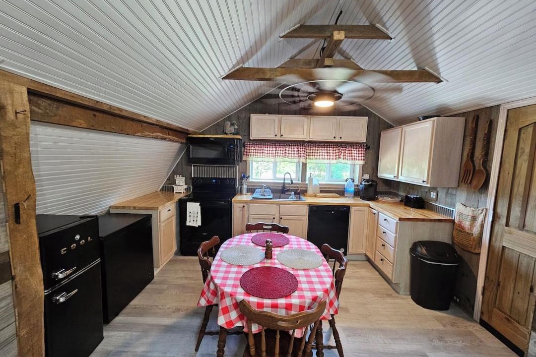 Photo of Kitchen in Oak Harbor