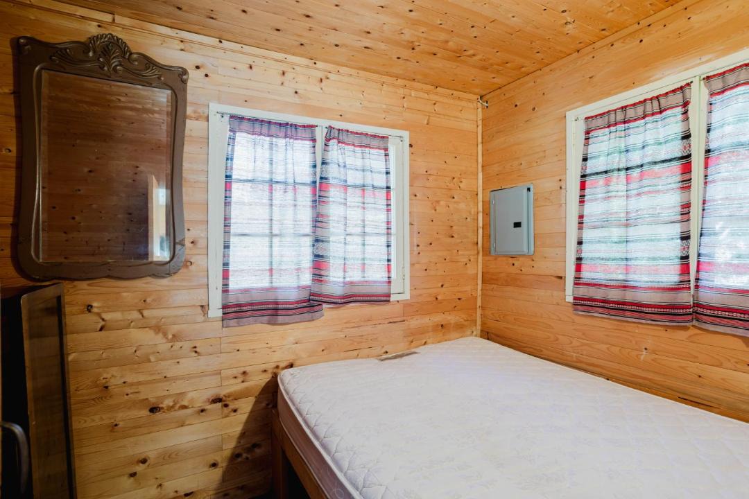 Photo of Bedroom in Lakefield