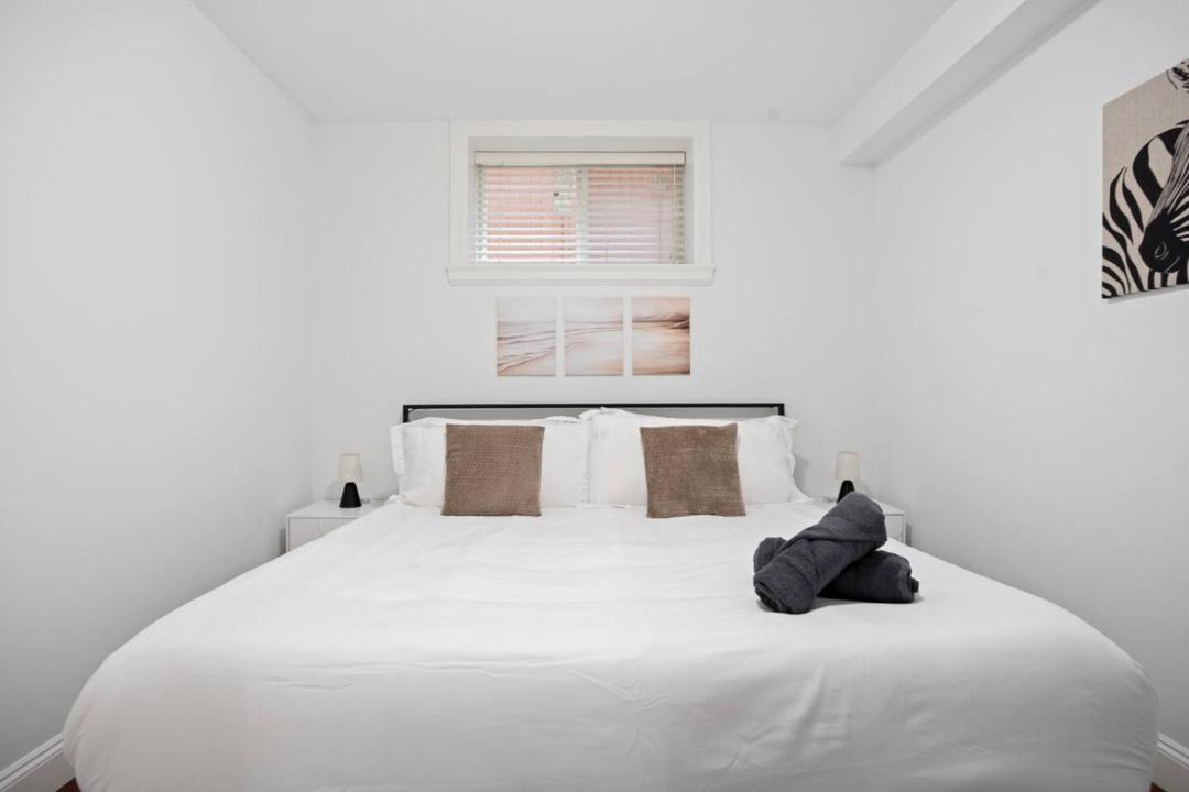 Photo of Bedroom in East Side