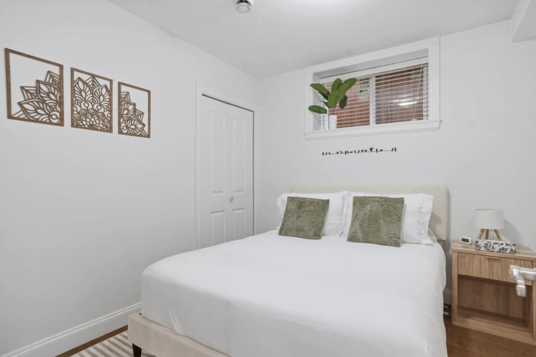Photo of Bedroom in East Side