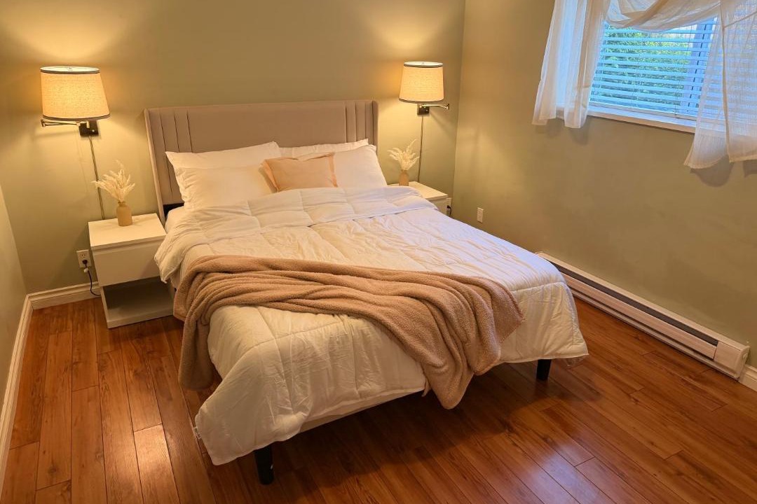 Photo of Bedroom in Delta