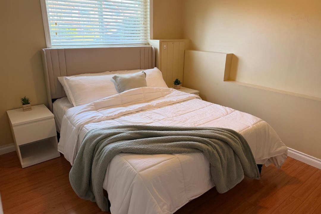 Photo of Bedroom in Delta