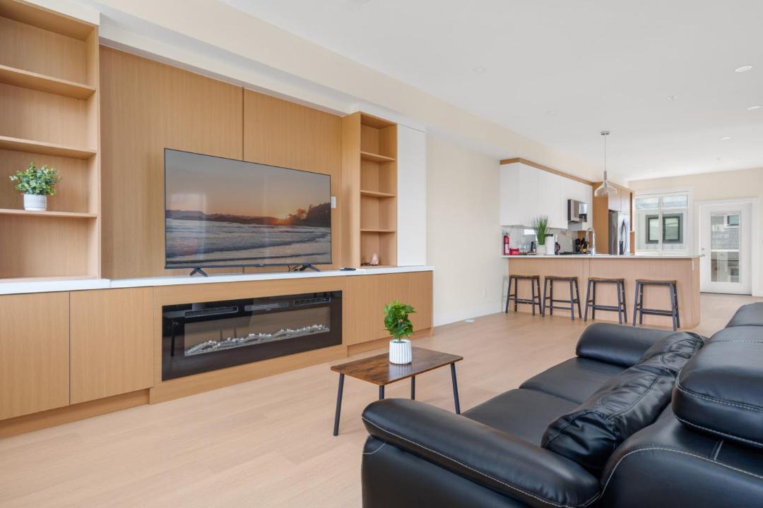 Photo of Livingroom in Willoughby