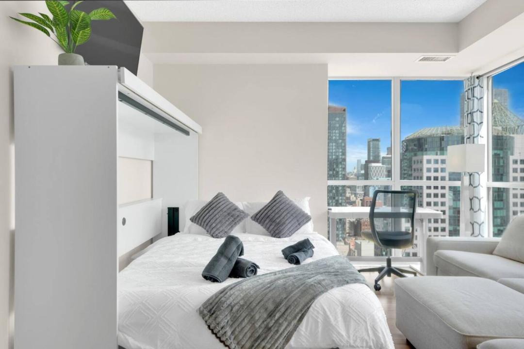Photo of Bedroom in Toronto Entertainment District