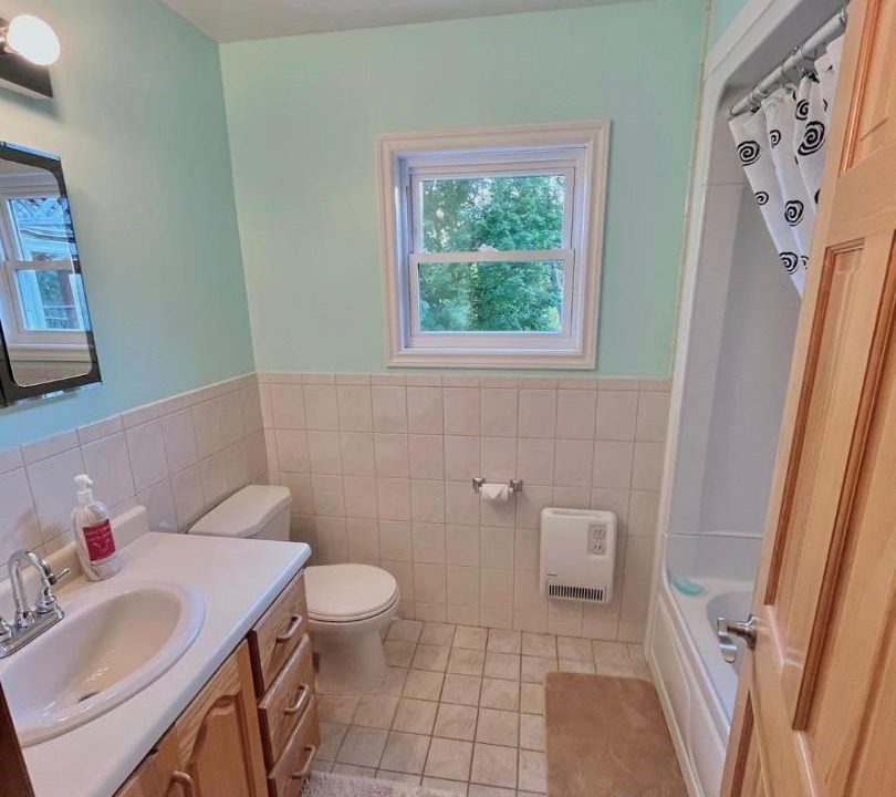 Photo of Bathroom in Lewisporte