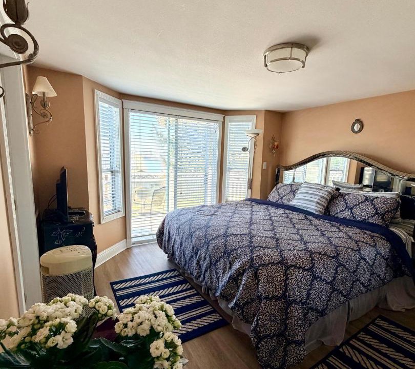 Photo of Bedroom in Lower Lonsdale