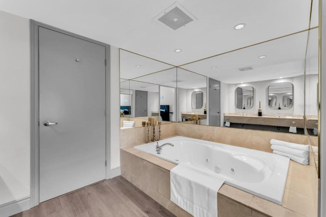 Photo of Bathroom in Oro-Medonte