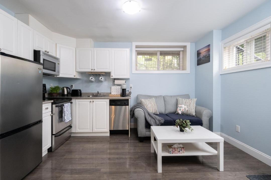Photo of Kitchen in Renfrew-Collingwood