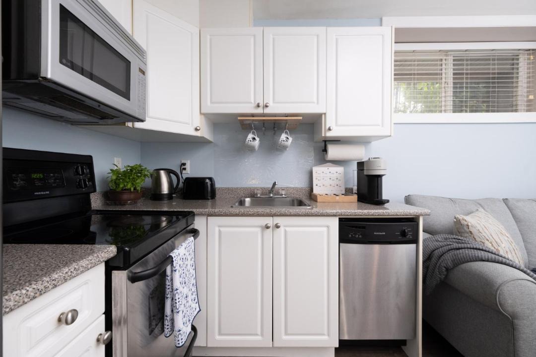 Photo of Kitchen in Renfrew-Collingwood