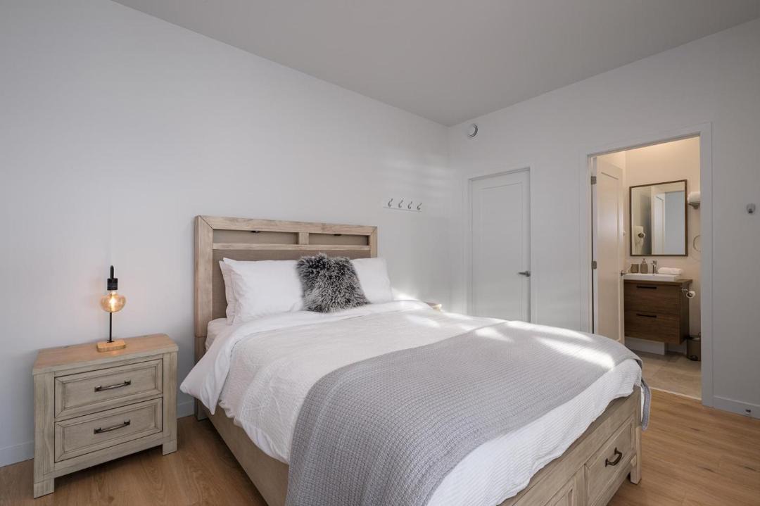 Photo of Bedroom in Petite-Riviere-Saint-Francois