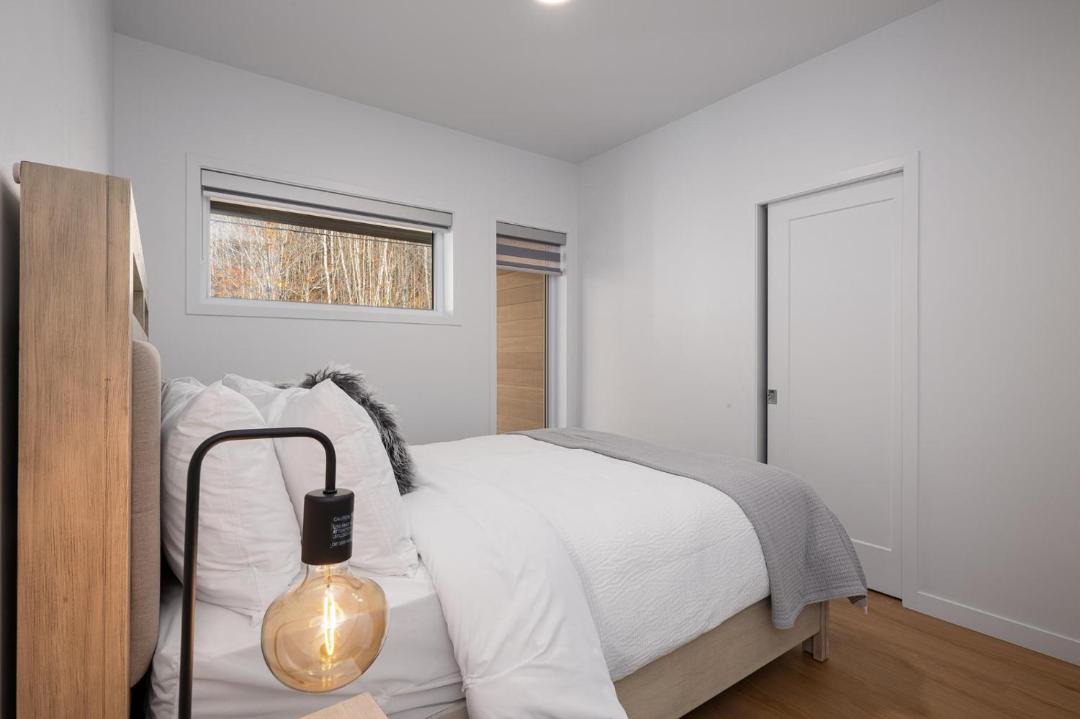 Photo of Bedroom in Petite-Riviere-Saint-Francois