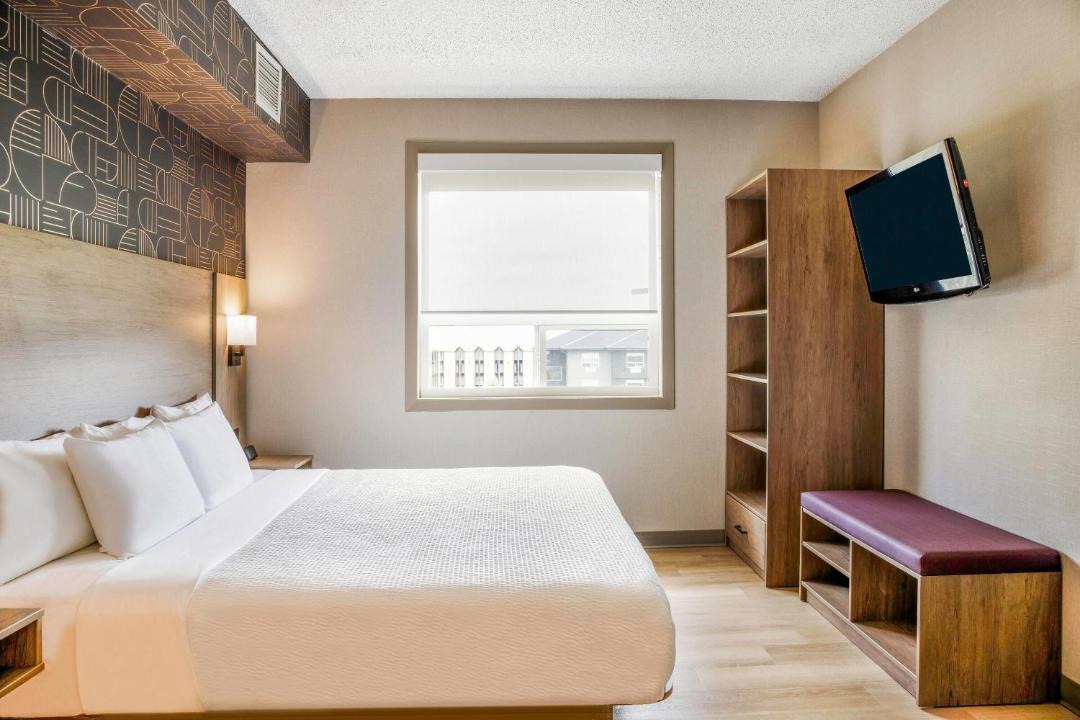Photo of Others in West Edmonton