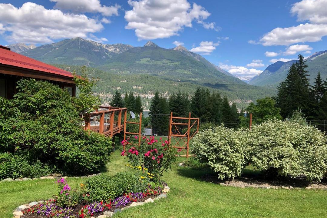 Photo of Others in Kaslo
