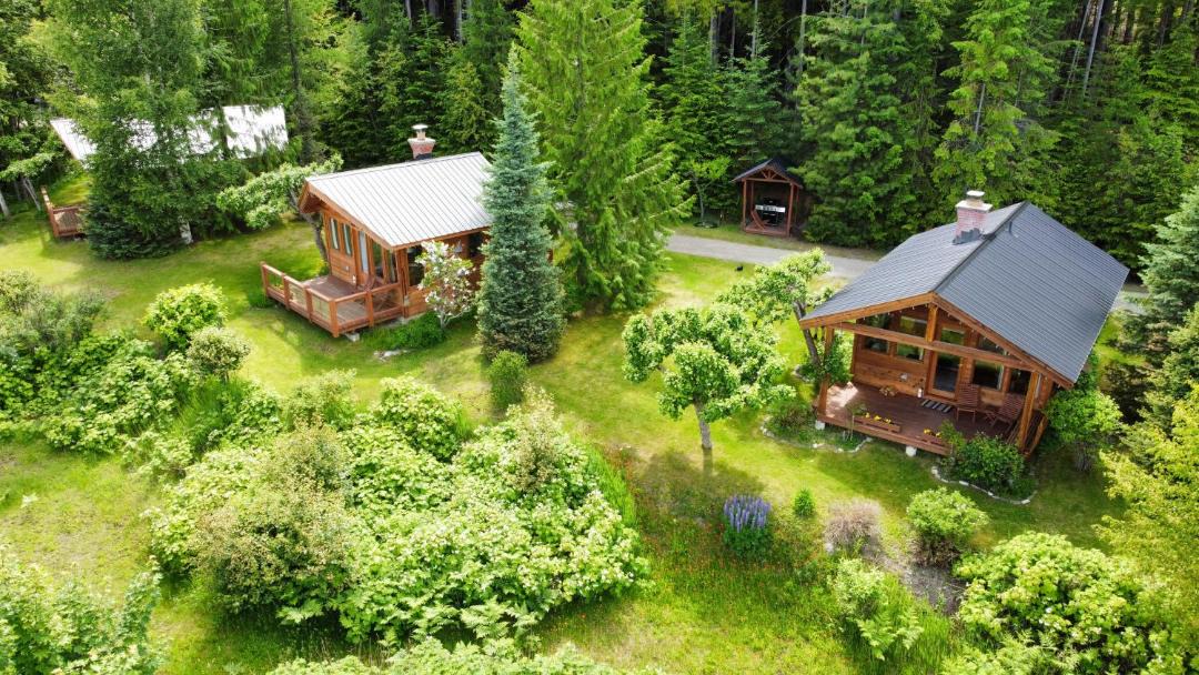 Photo of Others in Kaslo