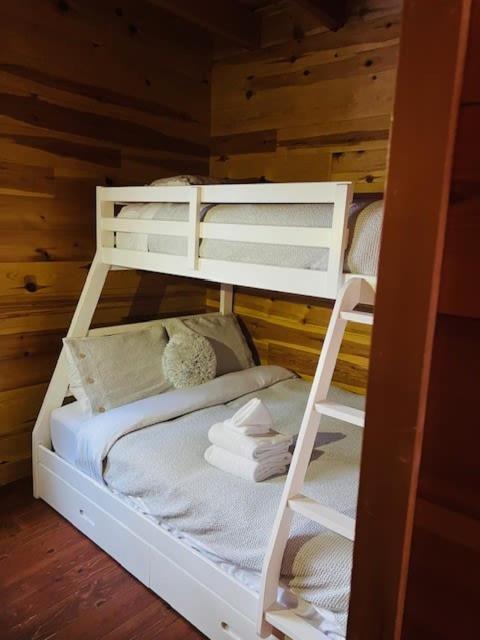 Photo of Bedroom in Shannon