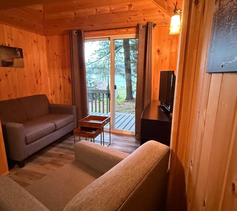 Photo of Others in Algonquin Highlands