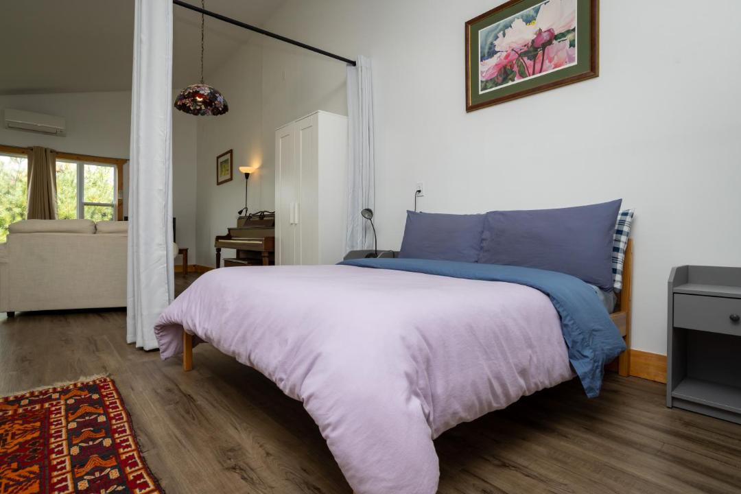 Photo of Bedroom in Lunenburg