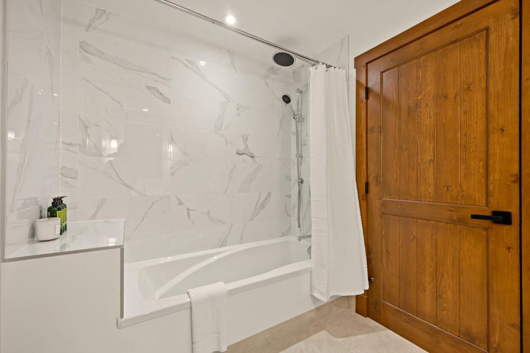 Photo of Bathroom in Versant Soleil