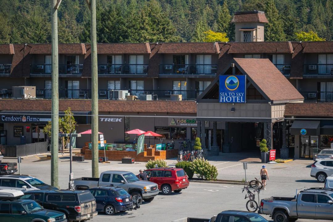 Photo of Others in Garibaldi Highlands