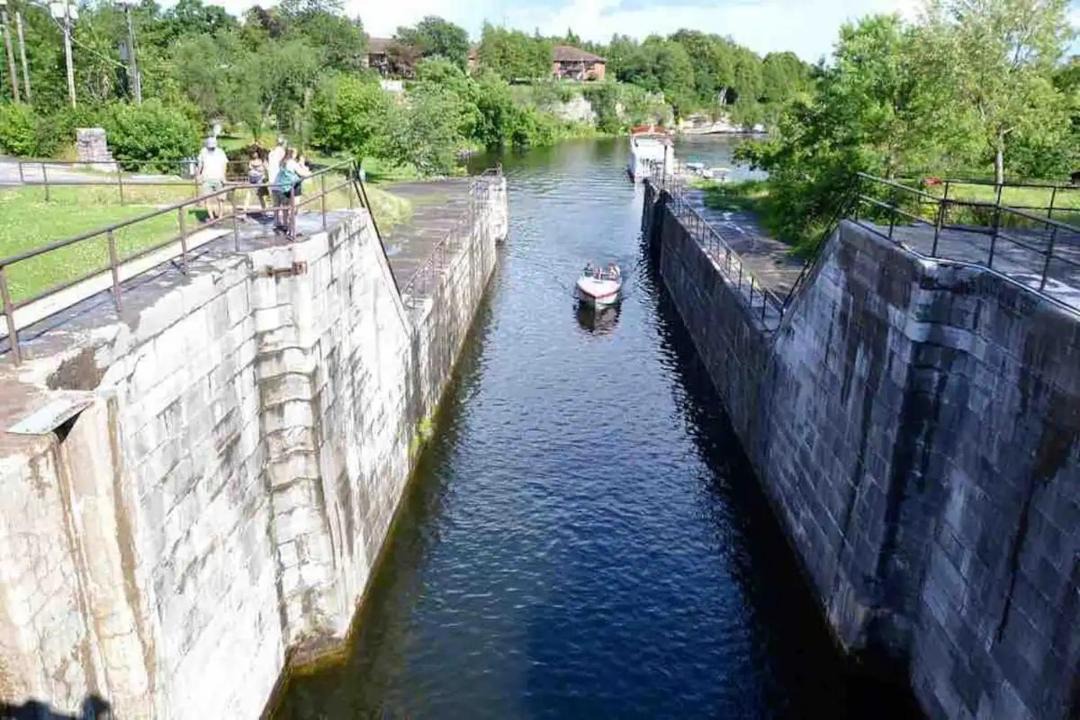 Photo of Others in Irondale