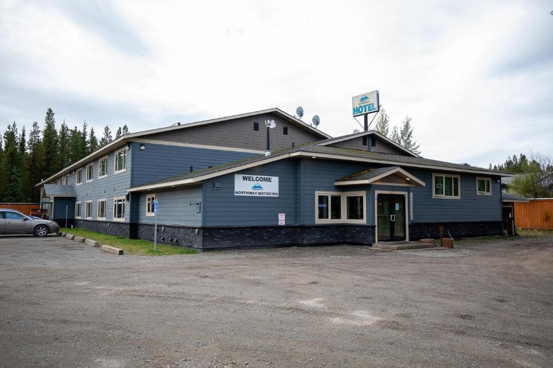 Photo of Others in Dease Lake