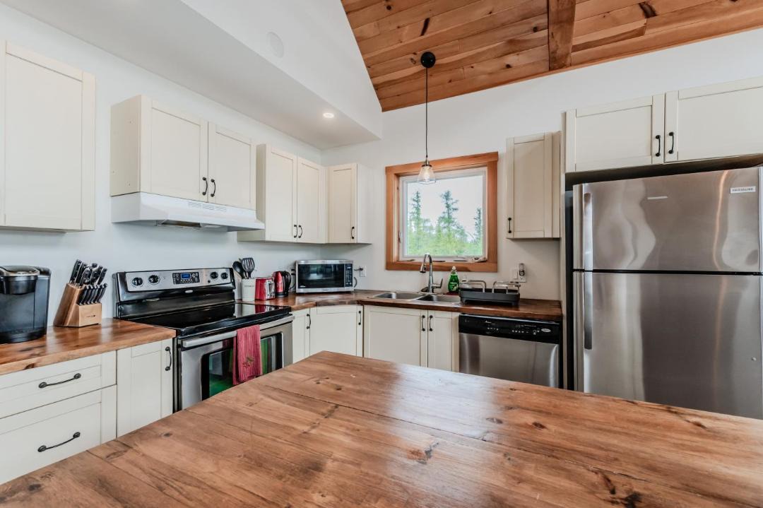Photo of Kitchen in Colpoys Bay