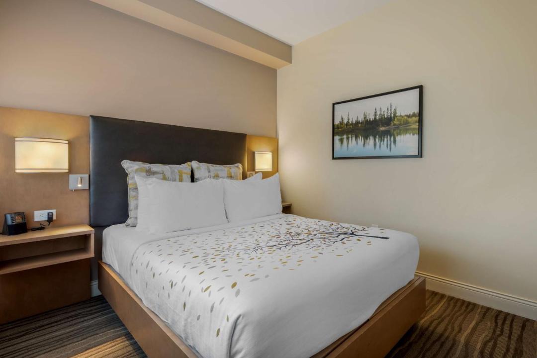 Photo of Bedroom in Fort McMurray