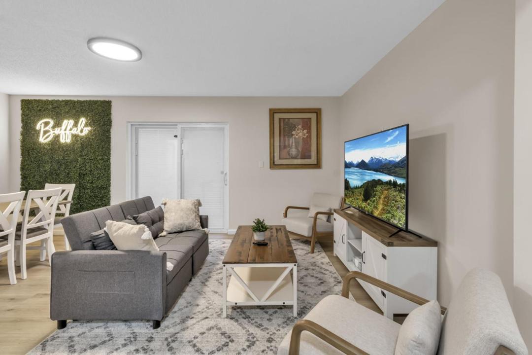 Photo of Livingroom in Willert Park