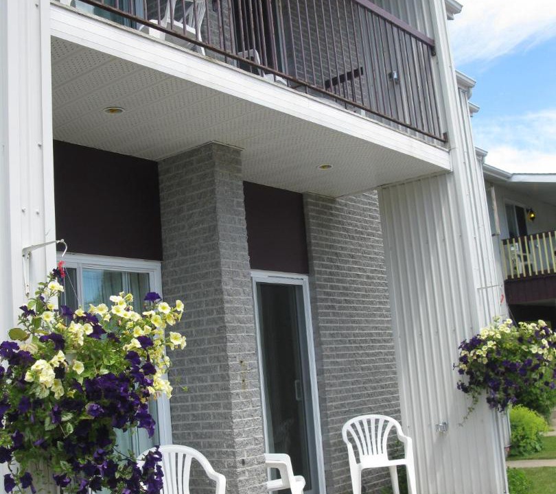Photo of Others in Tadoussac