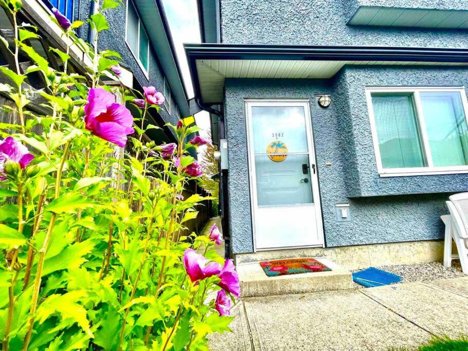 Photo of Others in Renfrew-Collingwood