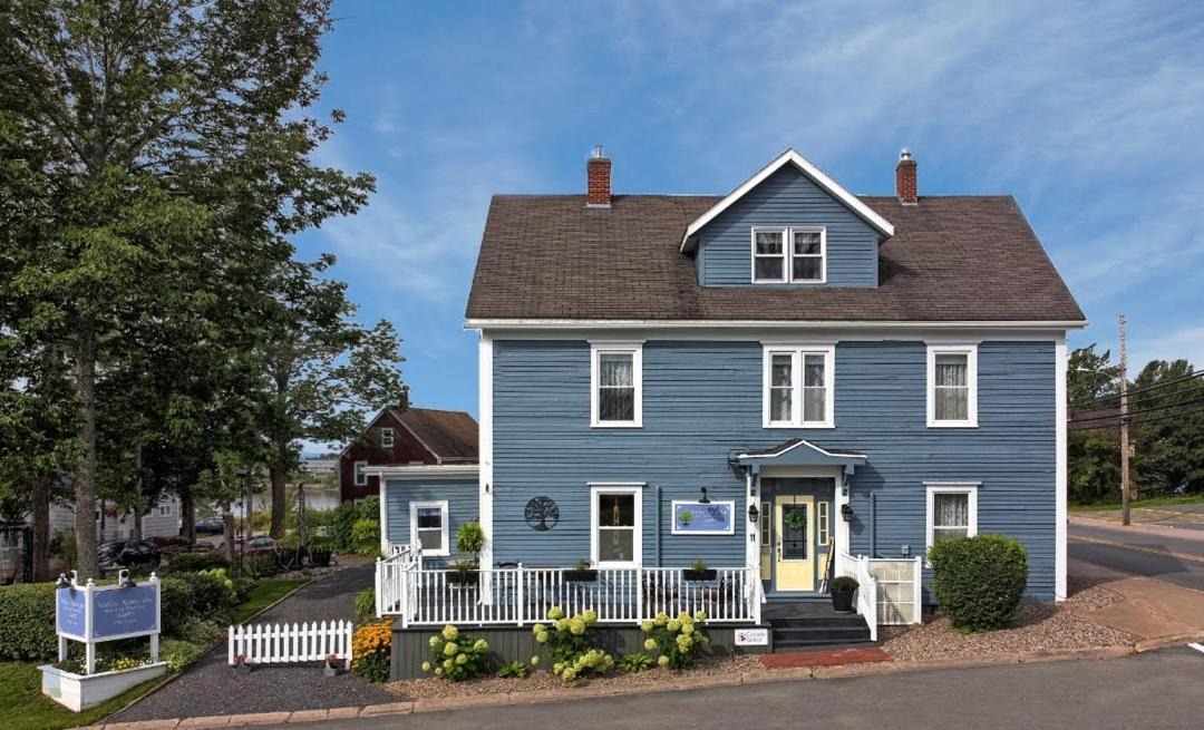 Photo of Others in Pictou