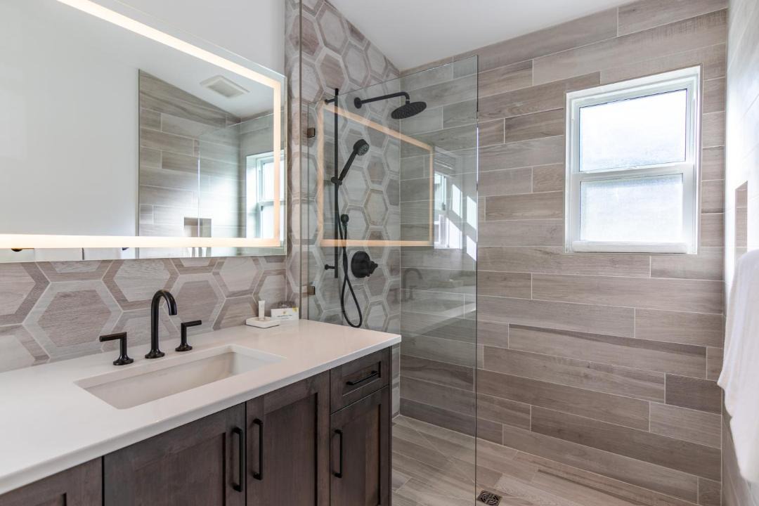 Photo of Bathroom in Nakusp
