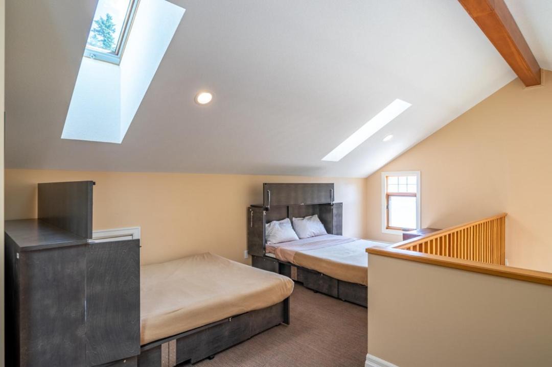 Photo of Bedroom in Nakusp