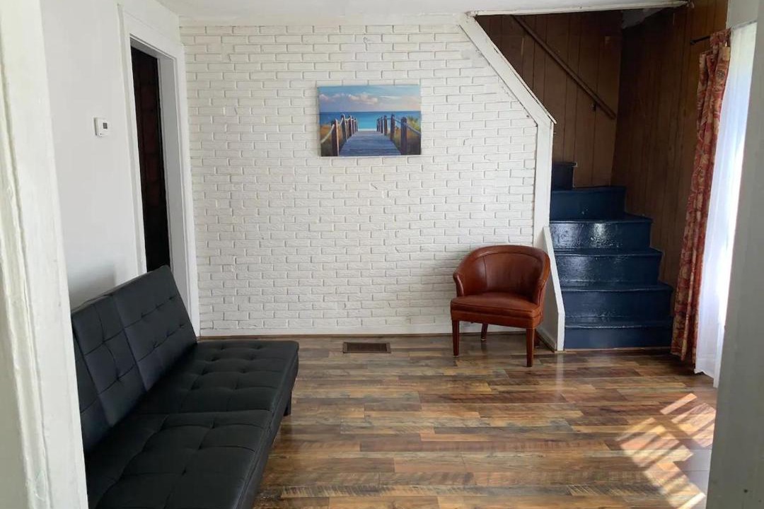 Photo of Livingroom in Oswego