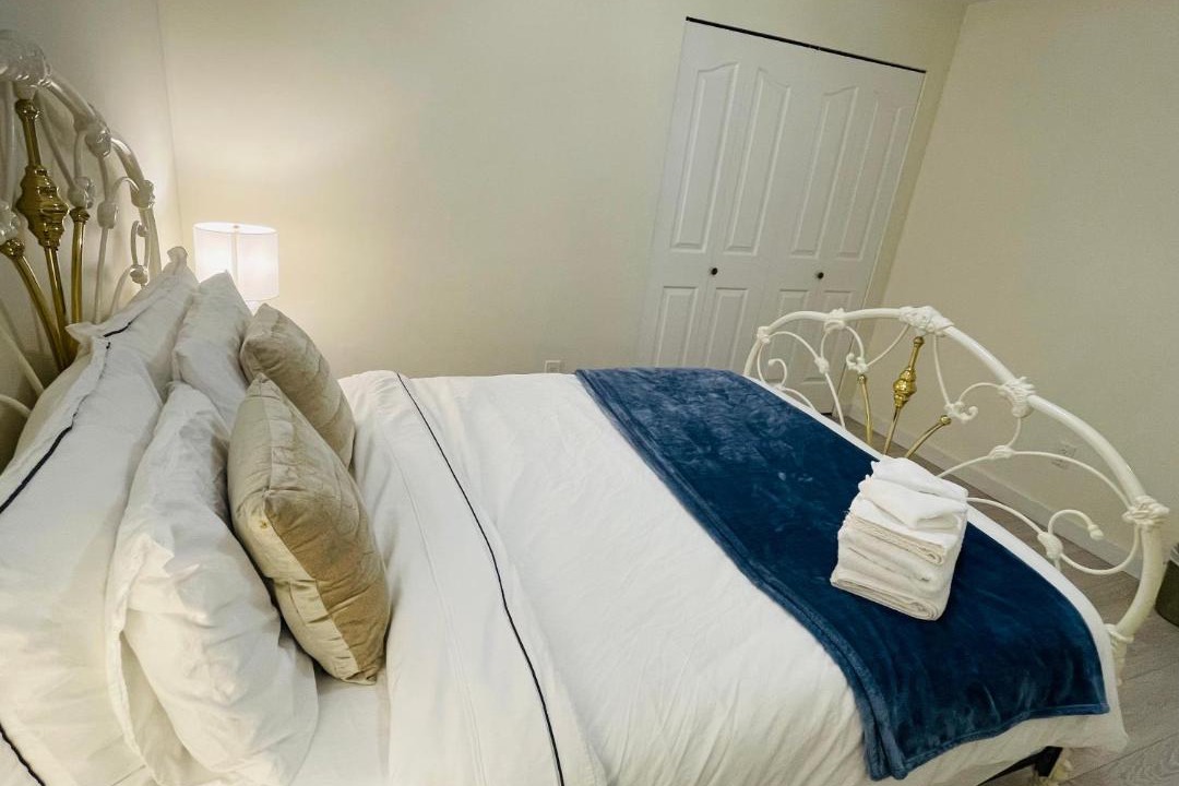 Photo of Bedroom in Fraserview
