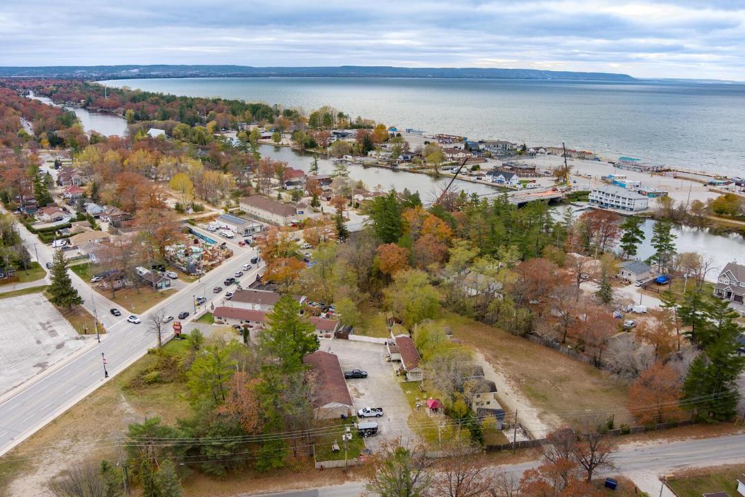 Photo of Others in Wasaga Beach